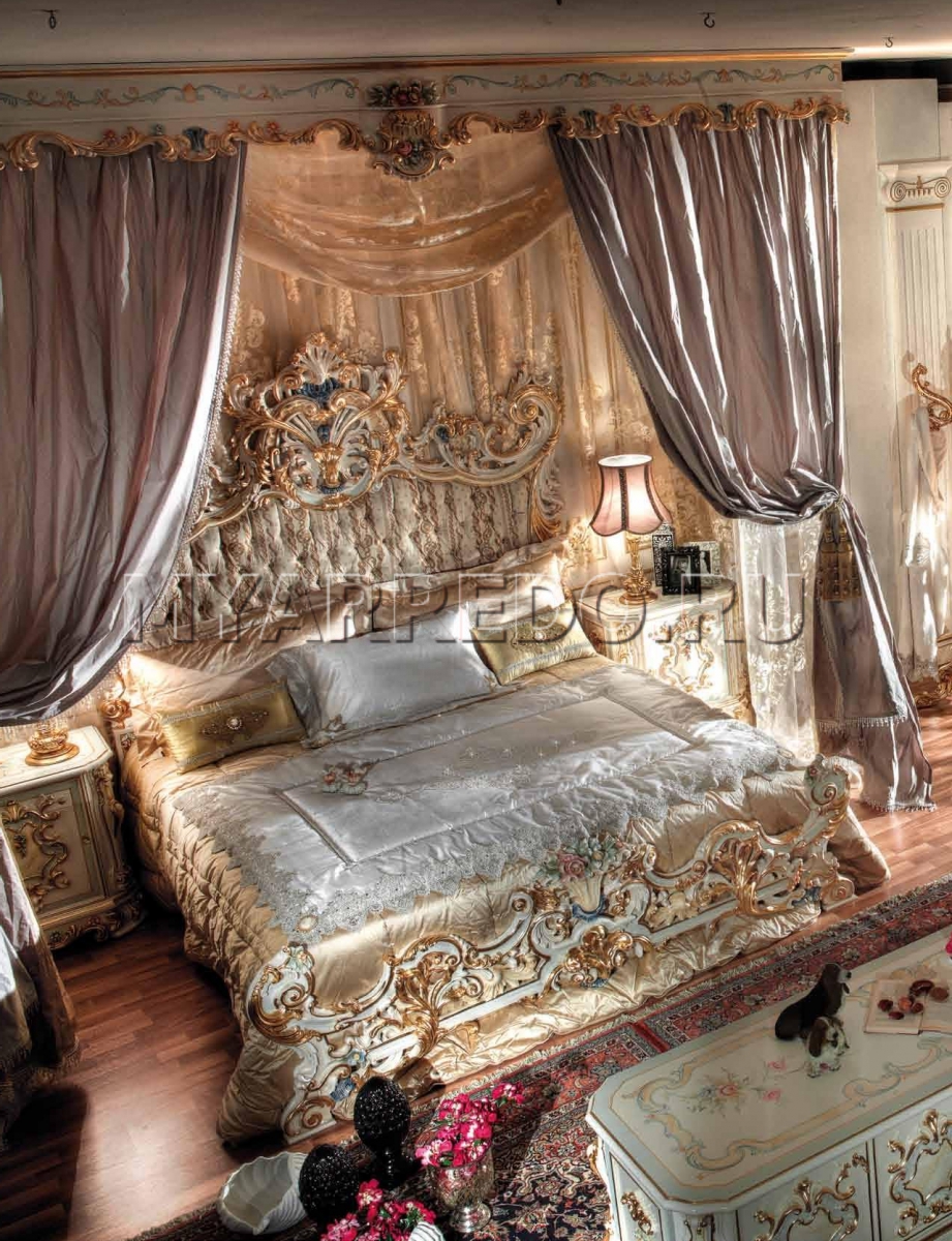 Королевская кровать