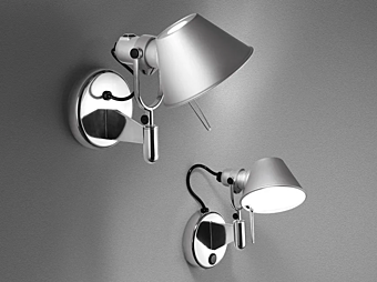 Настенный алюминиевый светильник-трекер Artemide Tolomeo A044750 фабрика Artemide из Италии