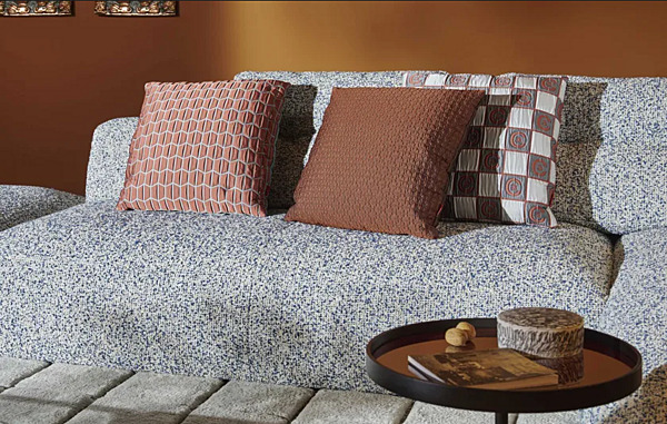 Подушка для дивана  из геометрической ткани CASSINA Rood фабрика CASSINA из Италии. Фото №6
