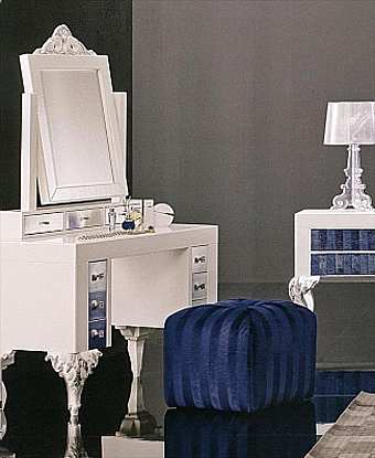 Туалетный столик MODENESE GASTONE 42203 Туалетный столик MODENESE GASTONE 42203 фабрика MODENESE GASTONE из Италии