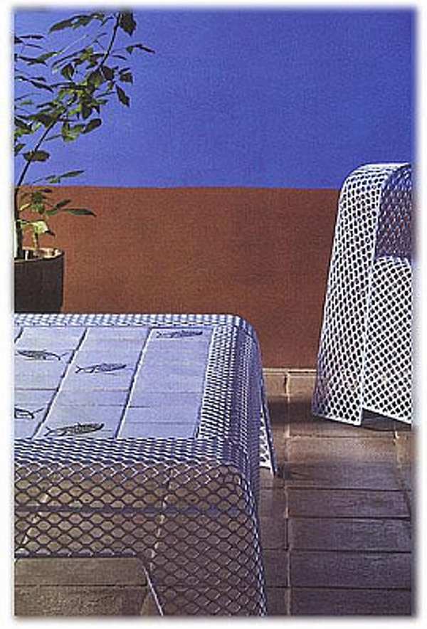 Стол журнальный EMU GROUP SPA 589 фабрика EMU GROUP SPA из Италии. Фото №1