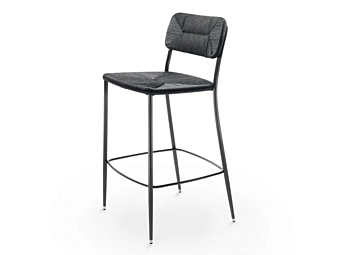Барный стул с подножкой из дерева FLEXFORM FIRST STEPS Барный стул с подножкой из дерева FLEXFORM FIRST STEPS фабрика FLEXFORM из Италии
