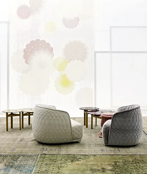 Кресло с подлокотниками из ткани MOROSO Redondo 831 фабрика Moroso из Италии. Фото №6