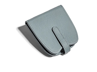 Зеркало с кожаной отделкой POLTRONA FRAU Pocket Squash фабрика POLTRONA FRAU из Италии