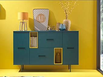 Лакированный буфет с распашными дверями и ящиками MORETTI COMPACT LV201 Лакированный буфет с распашными дверями и ящиками MORETTI COMPACT LV201 фабрика MORETTI COMPACT из Италии