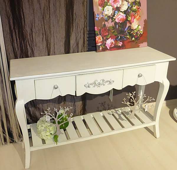 Светлая консоль Clayre & Eef 40218Z фабрика Clayre & Eef из Италии. Фото №1