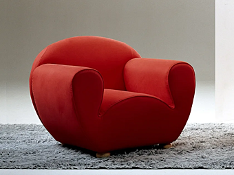 Кресло с обивкой из ткани GIOVANNETTI L Agostina фабрика GIOVANNETTI из Италии