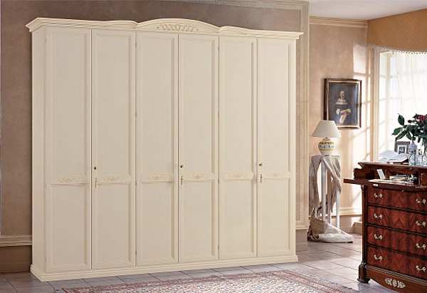 Шкаф EURO DESIGN 320 C фабрика EURO DESIGN из Италии. Фото №1
