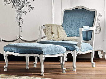 Обитое кресло с подножкой MODENESE GASTONE 11521 фабрика MODENESE GASTONE из Италии