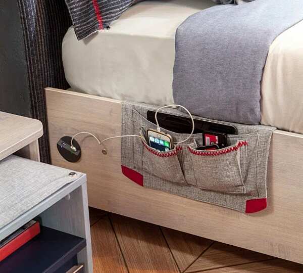 Комплект мебели для детской Trio, кровать 120*200 см, матрас, письменный стол, надстройка, стул, комплект постельных принадлежностей фабрика Cilek из Италии. Фото №3