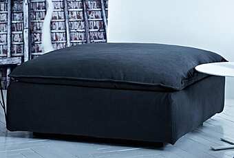 Пуф с тканевой обивкой SABA Up 7628 фабрика SABA из Италии