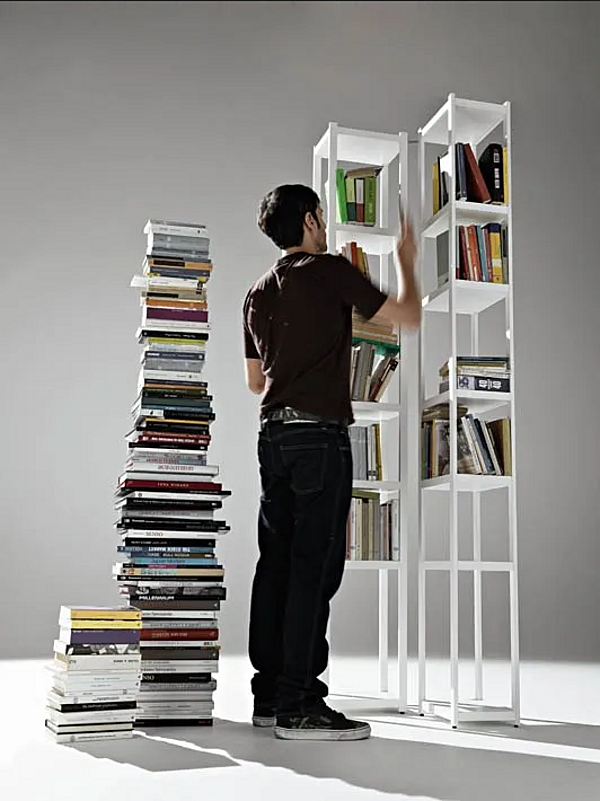Открытый книжный шкаф из дерева Casamania & Horm  Open Bookcase Singles фабрика Casamania & HORM из Италии. Фото №2