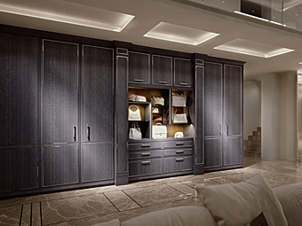Шкаф-купе из эвкалипта Essenza Martini Interiors Шкаф-купе из эвкалипта Essenza Martini Interiors фабрика MARTINI INTERIORS из Италии