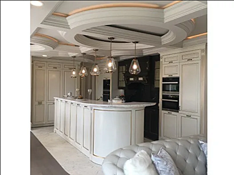 Кухня на заказ из дерева классического стиля Martini Interiors Vancouver BC Canada Кухня на заказ из дерева классического стиля Martini Interiors Vancouver BC Canada фабрика MARTINI INTERIORS из Италии