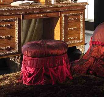 Пуф A.R.ARREDAMENTI SRL Royal Palace 782 фабрика A.R.ARREDAMENTI SRL из Италии