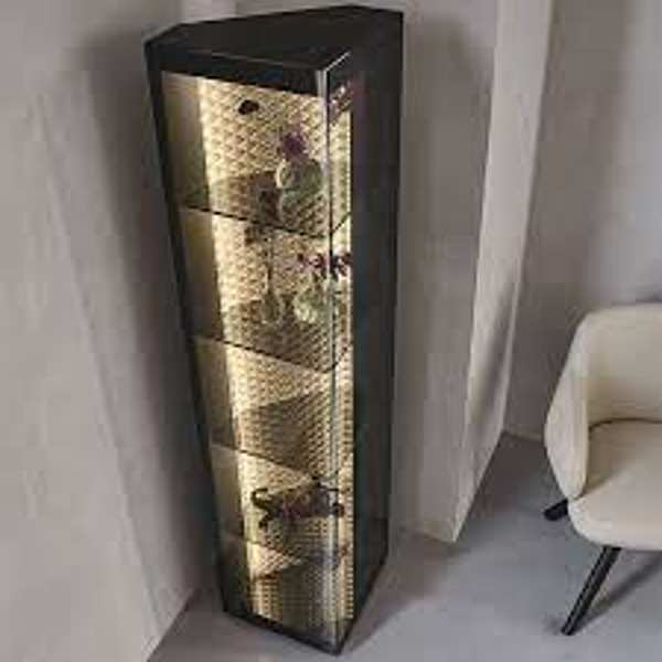 Витрина CATTELAN ITALIA Alberto Danese ATELIER фабрика CATTELAN ITALIA из Италии. Фото №3