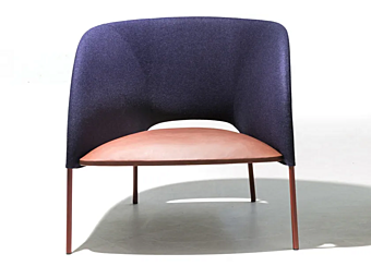 Кресло с мягкой спинкой из ткани MOROSO Yumi 001 фабрика Moroso из Италии