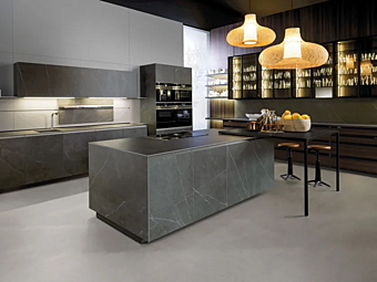 Кухня с островом из материала Euromobil Telero 2 фабрика Euromobil из Италии