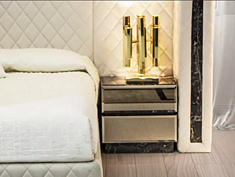 Зеркальная прикроватная тумбочка с ящиками FORMITALIA Royal фабрика FORMITALIA из Италии