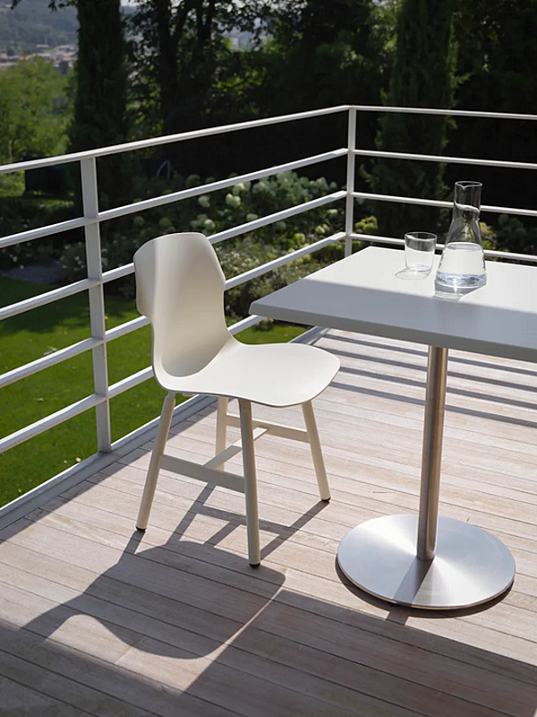 Квадратный садовый стол из алюминия T1 Outdoor Bistrot Casamania & Horm фабрика Casamania & HORM из Италии. Фото №5