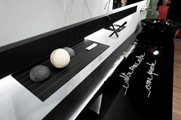 Полка для ванной из анодированного алюминия ARTELINEA BARRE фабрика ARTELINEA из Италии. Фото №2