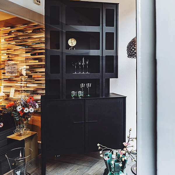 Кабинет MOOOI No Screw No Glue фабрика MOOOI из Италии. Фото №3