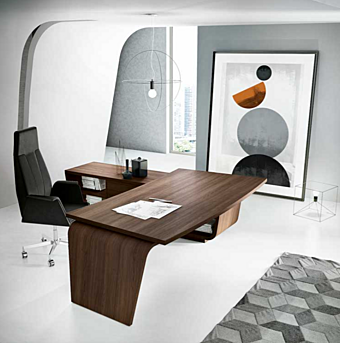 Письменный стол с тумбой DELLA ROVERE Larus фабрика DELLA ROVERE из Италии