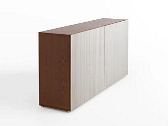 Деревянный буфет с дверцами из дерева Леон цвет блонд CASAMANIA & HORM Leon фабрика Casamania & HORM из Италии