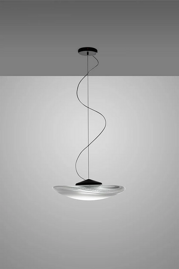 Подвесная лампа из blown glass с LED подсветкой Fabbian Loop фабрика Fabbian из Италии. Фото №4