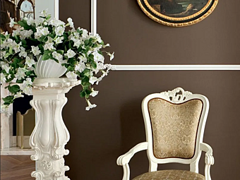 Тумба из дерева с резьбой MODENESE GASTONE 13624 фабрика MODENESE GASTONE из Италии