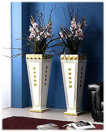 Ваза Vase 125 - Piramid