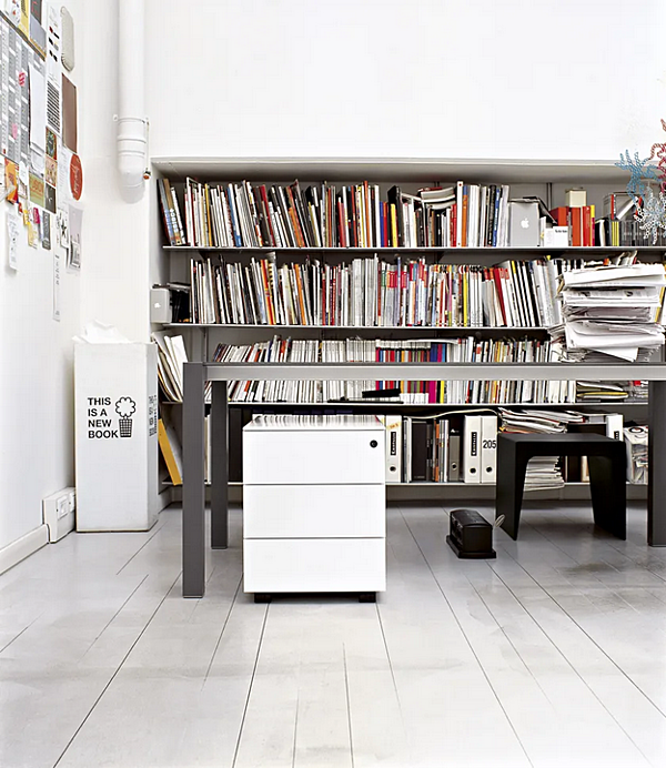 тумба с ящиками на колесах из металла Kristalia BUREAU 20BUR01 фабрика Kristalia из Италии. Фото №4