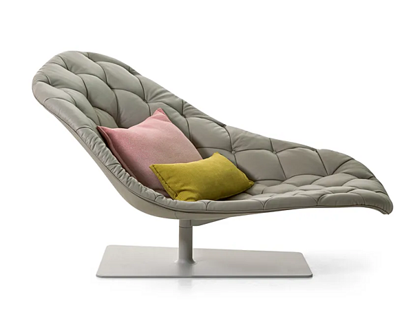 Шезлонг с обитой спинкой из ткани MOROSO Bohemian 036 фабрика Moroso из Италии. Фото №4