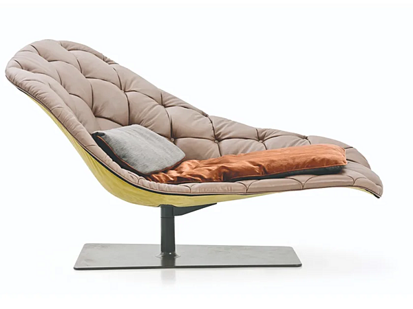 Шезлонг с обитой спинкой из ткани MOROSO Bohemian 036 фабрика Moroso из Италии. Фото №5