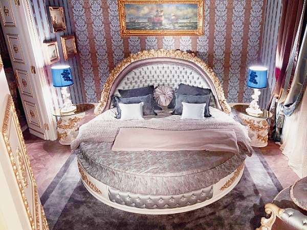 Кровать ASNAGHI INTERIORS L21001 La boutique