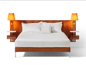 Двуспальная кровать с интегрированными прикроватными тумбами из дерева CASSINA Volage Ex S Night Wood фабрика CASSINA из Италии