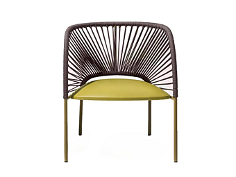 Кресло с подлокотниками и плетеной спинкой MOROSO Yumi 0C8 фабрика Moroso из Италии