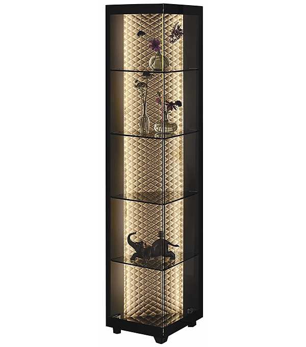 Витрина CATTELAN ITALIA Alberto Danese ATELIER фабрика CATTELAN ITALIA из Италии. Фото №1