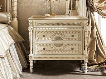 Прикроватная тумбочка с ящиками из дерева MODENESE GASTONE 14215 Прикроватная тумбочка с ящиками из дерева MODENESE GASTONE 14215 фабрика MODENESE GASTONE из Италии