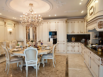 Кухня с ручками из МДФ Martini Interiors Sogno Cucina Chelyabinsk Кухня с ручками из МДФ Martini Interiors Sogno Cucina Chelyabinsk фабрика MARTINI INTERIORS из Италии