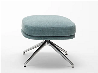 Обитый пуф с четырьмя спицами SABA Sunset 3804 фабрика SABA из Италии