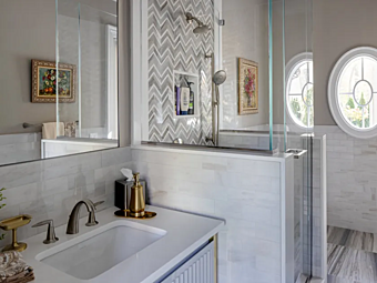 Тумба с зеркалом однодверная из дерева Chicago North Shore Martini Interiors Тумба с зеркалом однодверная из дерева Chicago North Shore Martini Interiors фабрика MARTINI INTERIORS из Италии