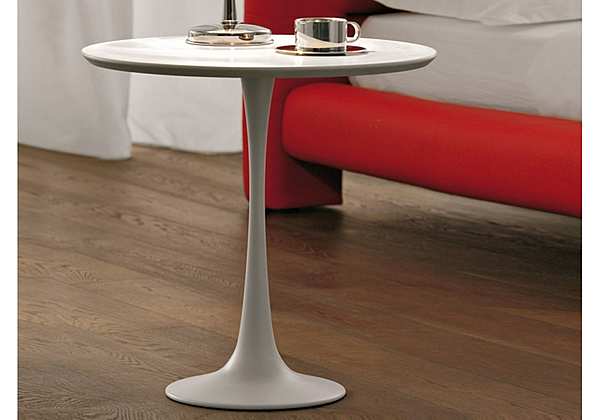 Подставка CATTELAN ITALIA Philip Jackson HUGO фабрика CATTELAN ITALIA из Италии. Фото №2