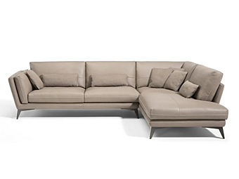 Секционный кожаный диван с мягкой спинкой и шезлонгом Marinelli Home Life M1079 Секционный кожаный диван с мягкой спинкой и шезлонгом Marinelli Home Life M1079 фабрика Marinelli Home из Италии