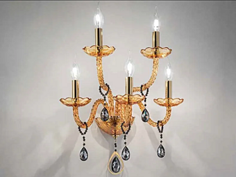 Настенный светильник с кристаллами Сваровски Euroluce Lampadari TooChic A5 Настенный светильник с кристаллами Сваровски Euroluce Lampadari TooChic A5 фабрика EUROLUCE LAMPADARi из Италии