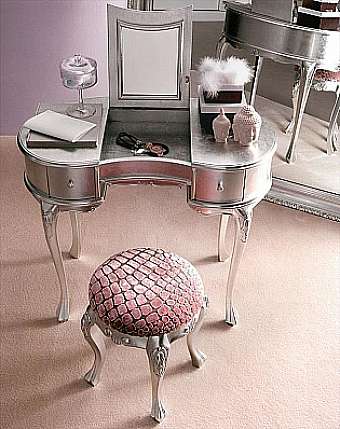 Туалетный столик CORTE ZARI Art. 558 Туалетный столик CORTE ZARI Art. 558 фабрика CORTE ZARI из Италии