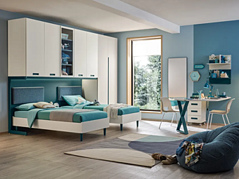 Комплект мебели для спальни из дерева с мостом и шкафом MORETTI COMPACT KC425 фабрика MORETTI  COMPACT из Италии