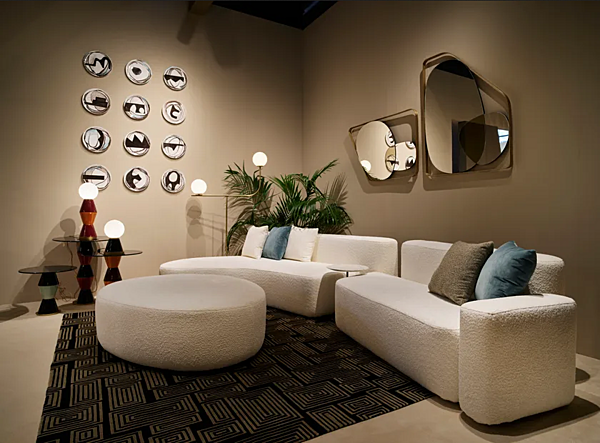 Диван с обитой спинкой из ткани Mythos MARIONI I0331 фабрика MARIONI из Италии. Фото №3