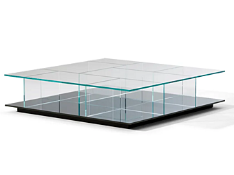 Кофейный столик квадратной формы из стекла CASSINA Mex фабрика CASSINA из Италии