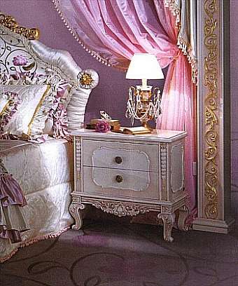 Тумбочка CASPANI TINO C/553 фабрика CASPANI TINO из Италии